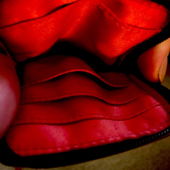 Vintage!! Coach wristlet with credit card slots - Picture 2 of 6